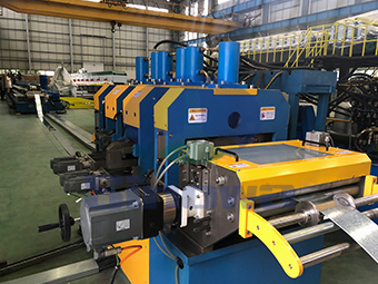 檁條成型生產(chǎn)線